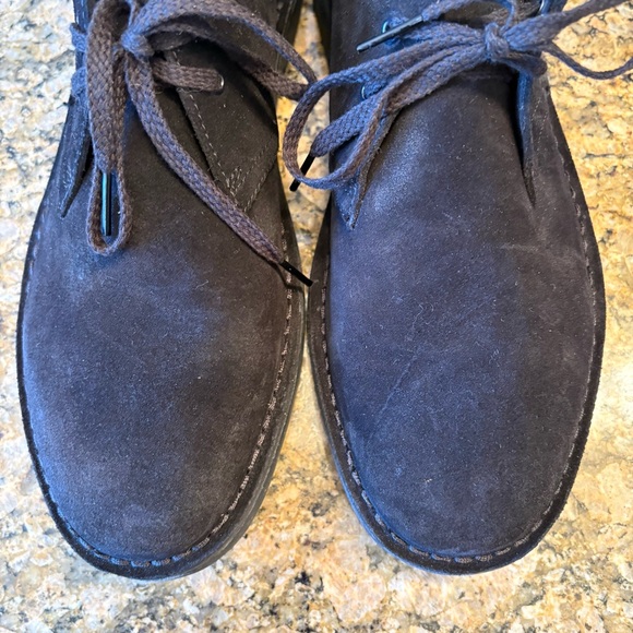 Clark’s shoes - Picture 2 of 7